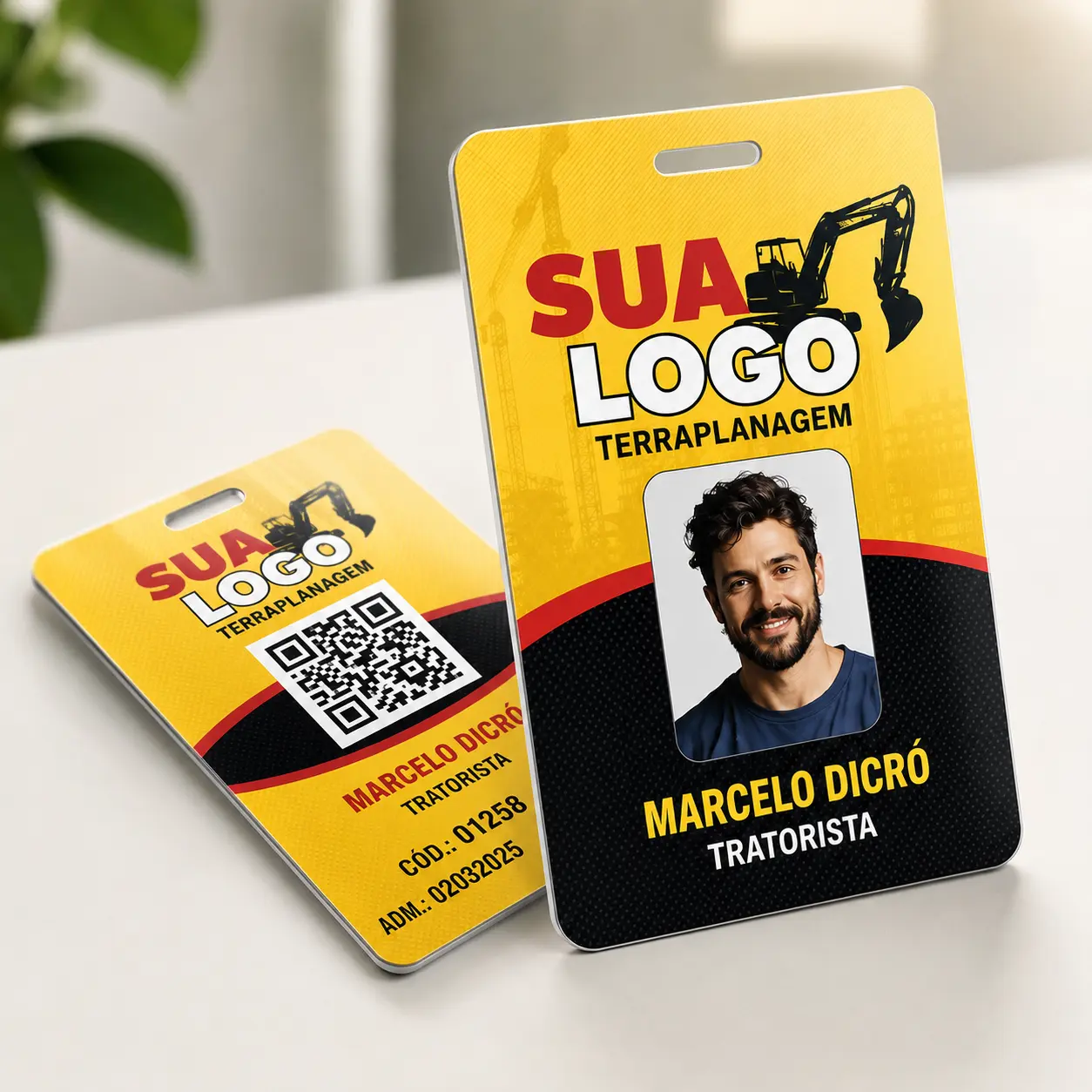 Crachá PVC Personalizado para Empresas | Crachás de Identificação com Foto, QR Code e Dados Variáveis